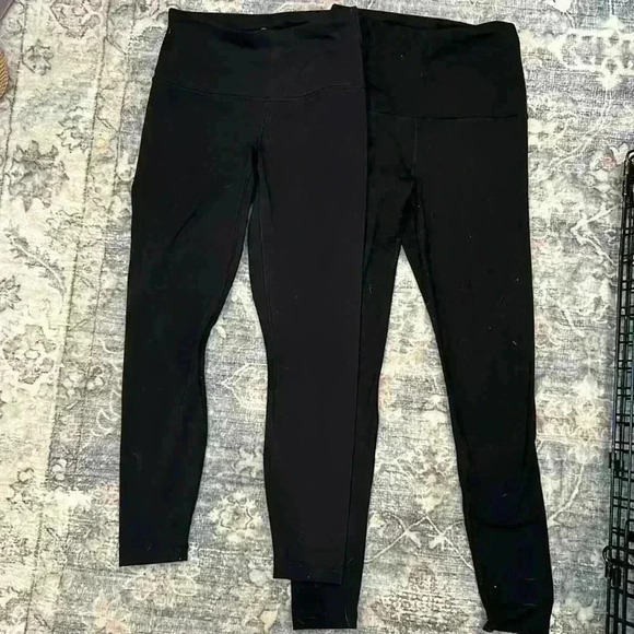 90 degree and Yogalicious leggings bundle size XS. In great condition! - Picture 1 of 7